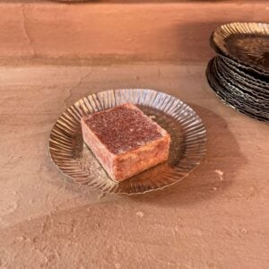 plate messing fez