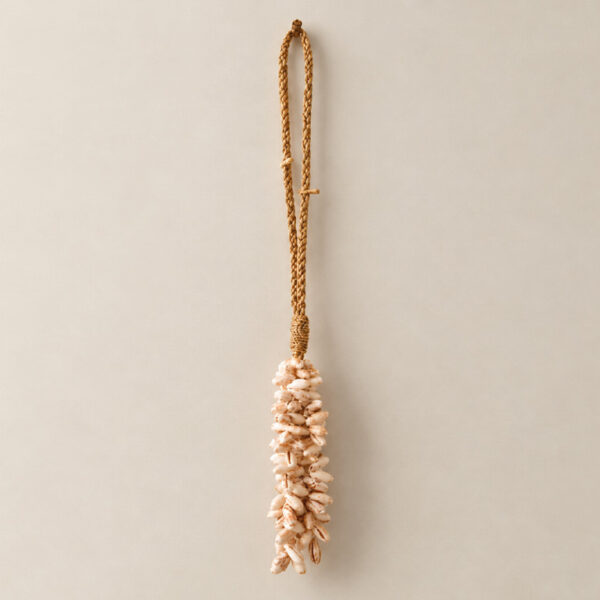 hanger schelp olivia nude