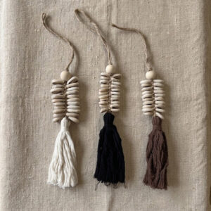 hanger cowrie nusa dua raffia cluster