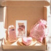 cadeauset; schaaltje, geurblokje, mini rasp en armbandje