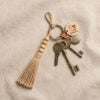 hanger bead zand sfeer
